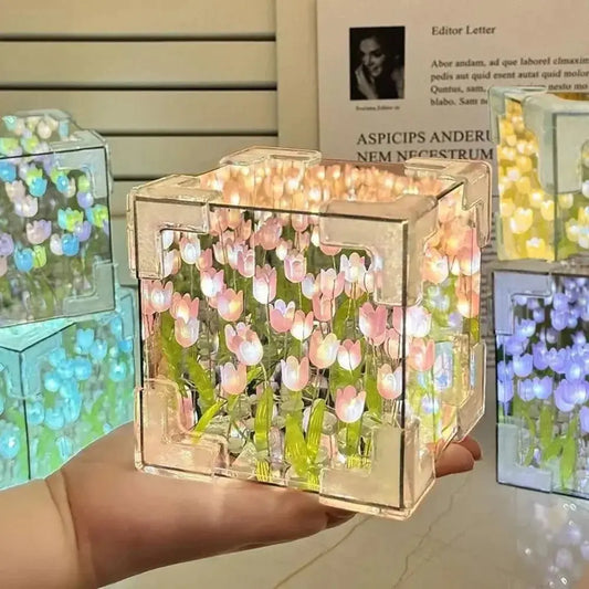 Tulip Mirror Cube Lamp - House Flexa